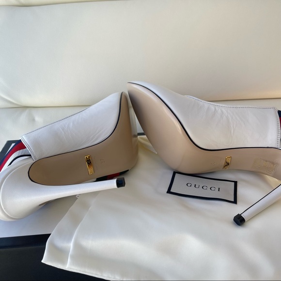 NIB Gucci White Leather Bee Embroidered Slingback Web Pumps 37EU/7US - Picture 6 of 10